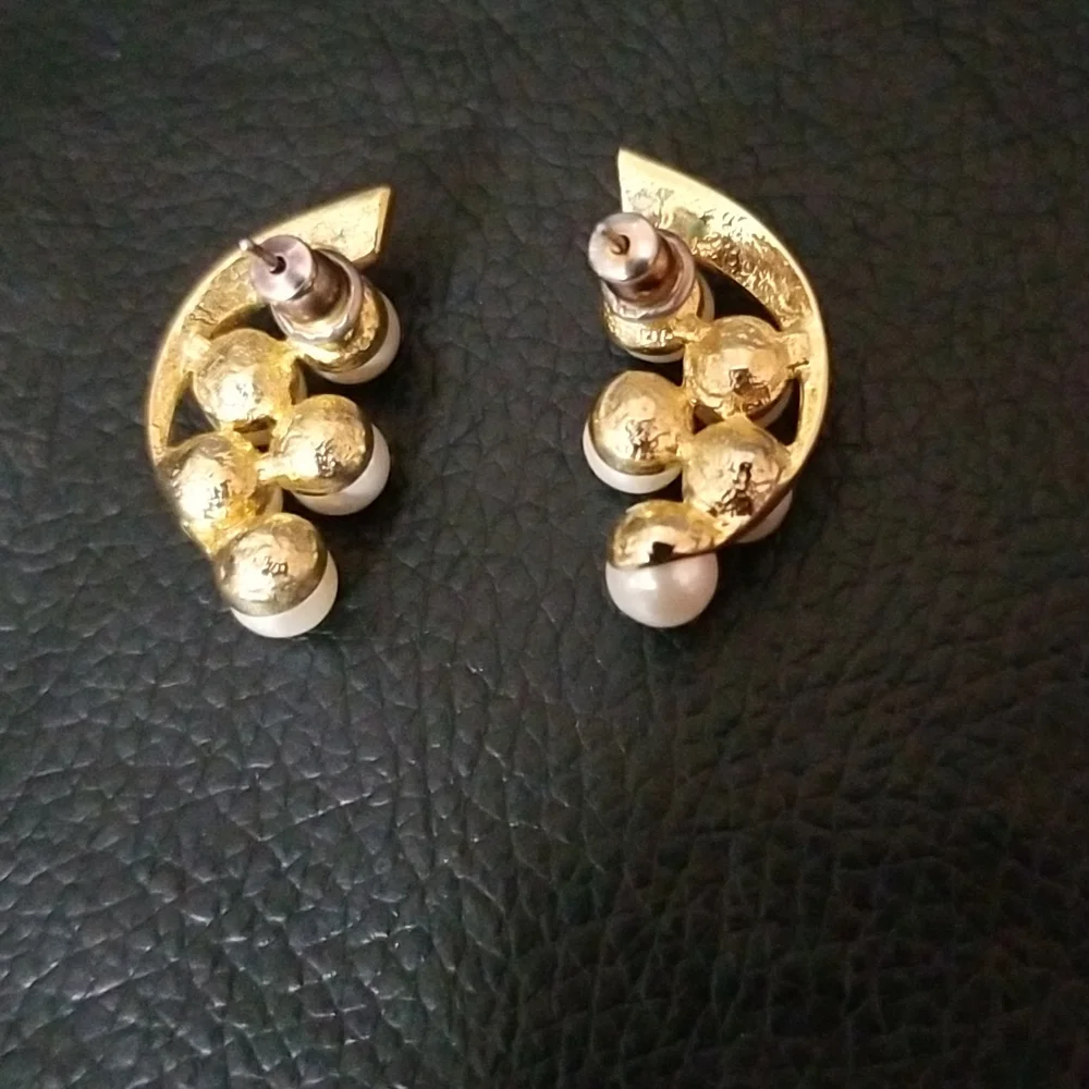 3 for 20. Gold and pearl earrings - Picture 2 of 4